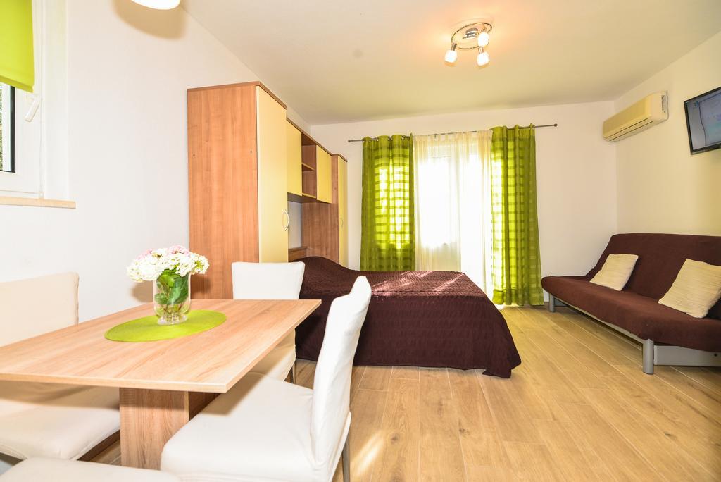 טוצפי Apartments Sonja מראה חיצוני תמונה