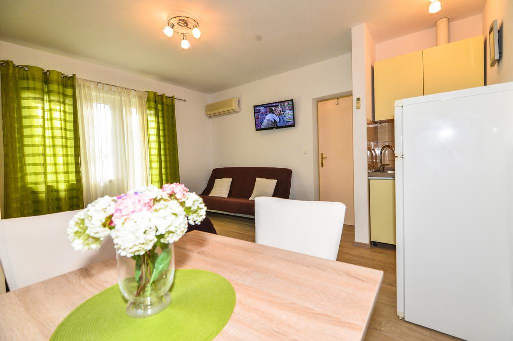 טוצפי Apartments Sonja מראה חיצוני תמונה